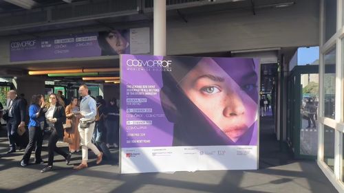 Latest company news about YOULANDA participates in the Cosmoprof Worldwide Bologna, Italy