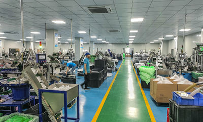 Ningbo Yolanda Spray Co., Ltd. manufacturer production line