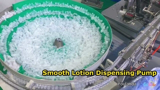 Plastic treatment pump for cosmetic bottle